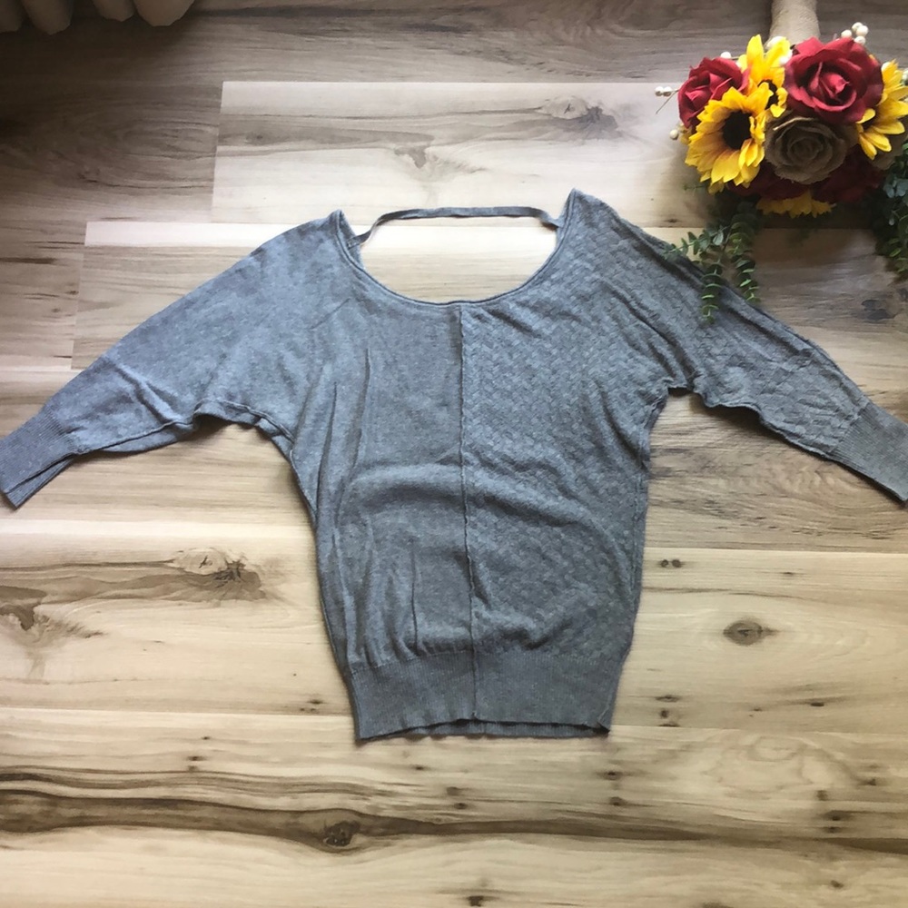 Guess gray sweater sz XS